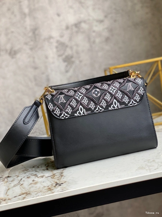 Cheap VUITTON 1854 TWIST LOUIS MM SINCE 0715